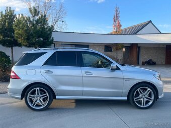 Mercedes-Benz ML500 - 6