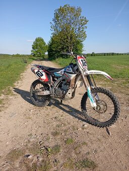 Yamaha yzf 450 - 6