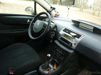 1.majitel najeto 57.000km.motor 1.4 16 v.bezvadný stav - 6