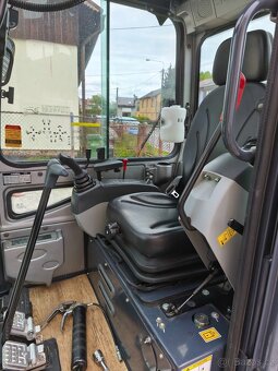 PŮJČÍM MINIBAGR SUNWARD SWE20F – 2200 Kč/den - 6