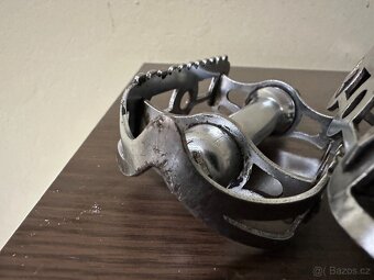 Zbrojovka Lodičky Pedále TOP STAV - 6