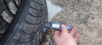 15" zimni VW Golf 7 195/65 R15 5x112 - 6