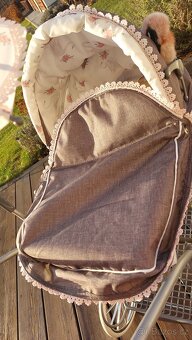 Kočárek pro panenky - 6