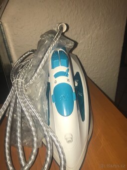 Nová napařovací žehlička - 6