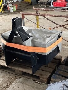 Zetor 7340 turbo s nářadím, pracoval v podniku údržba areálu - 6