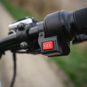 Elektrická motorka s výkonem 27kW - 6