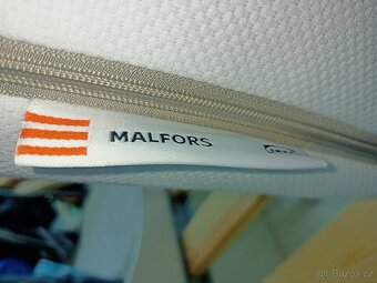 Prodám krásnou rozkládací postel IKEA HEMNES - 6