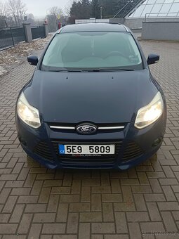 Ford Focus 1.6 - 6