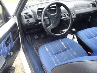 Peugeot 205 Cabrio CJ benzin pěkná střecha plně pojízdný 2 - 6