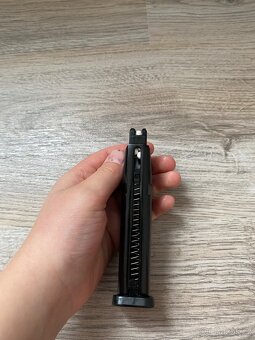 Airsoft GBB pistole AAP-01C - 6