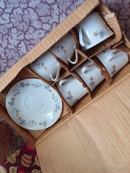 Věci ze skla a porcelánu MIX - 6