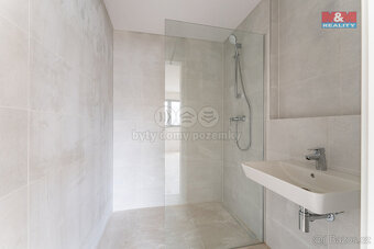 Prodej rodinného domu 5+kk s garáží, 143 m² - 6