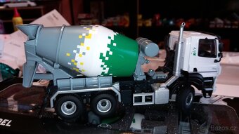 1:43 tatra phoenix mix - 6