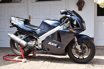 KAWASAKI ZXR 250 - 6