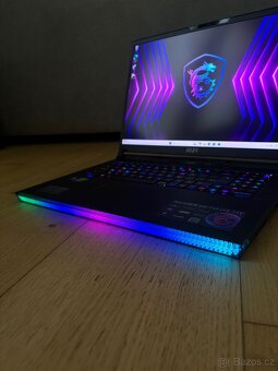 240Hz_RTX4090_i9-13980HX_32GB_2TB_MSI Raider - 6