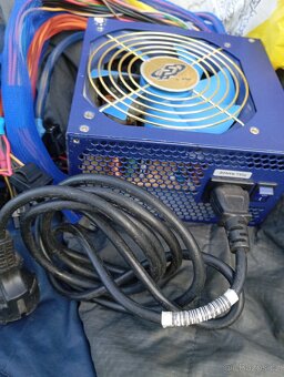 ATX zdroj Blue Storm II 530 Wattů - 6