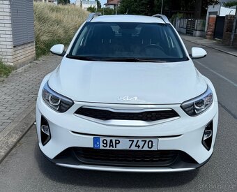 Kia Stonic 1,2i Comfort 1/23 ČR najeto 16 tkm - 6
