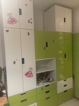 SESTAVA NÁBYTKU IKEA STUVA DO DĚTSKÉHO POKOJE - 6
