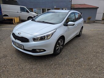 Kia Ceed - 6