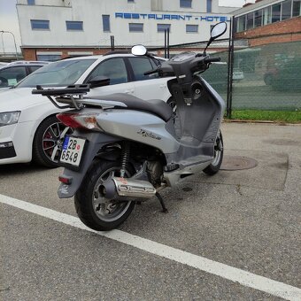 Honda dylan 125 - 6