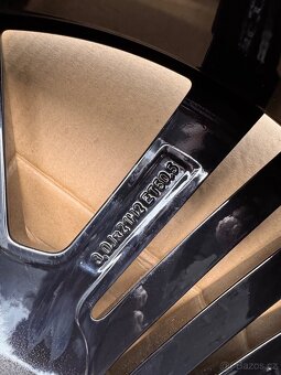 ORIG.VOLVO XC40 XC60 R21 NOVE DISKY.R-DESIGN - 6