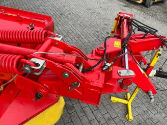 Disková sekačka PÖTTINGER NOVACAT 305 H ED ZÁNOVNÍ STAV - 6