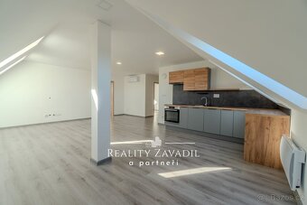 Pronájem bytu 3+KK, 80 m² , Šenovská, Slezská Ostrava - 6