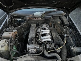 Mercedes Benz W124 300TD - 6