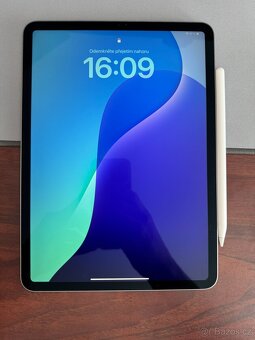 iPad Pro 11" M2 (4. gen) + Apple Pencil + stojánek + obal - 6