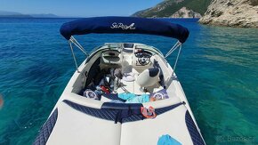 Motorový člun Sea Ray 185 Sport - 6