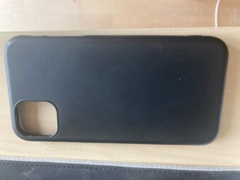 iPhone 11 64 GB - 6
