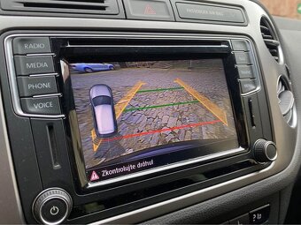 VW Tiguan 1.4 TSI 110kW Lounge kamera navi - 6