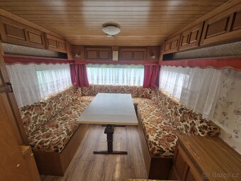Velký karavan/chata na kolech - 6