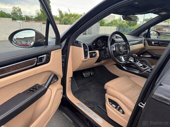 Porsche Cayenne Turbo 4.0 V8, Záruka, Akrapovič, top výbava - 6