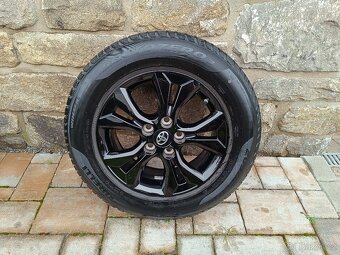 Zimní sada Alu kol včetně pneu originál Toyota 5x114,3 - 6