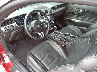 FORD MUSTANG GT 5.0 V8 330kW ČR - 6