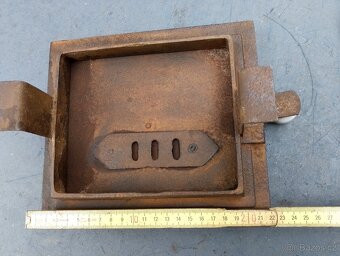 Staré dvířka na kamna - 6