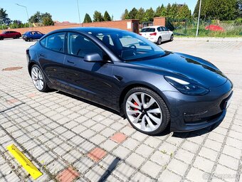 Tesla 3 Performance - 6