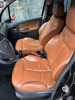 Citroen c3 1.4 54kw benzín 2007 - 6