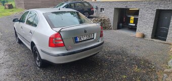Škoda Octavia II sedan 1.6 mpi 75kw - 6