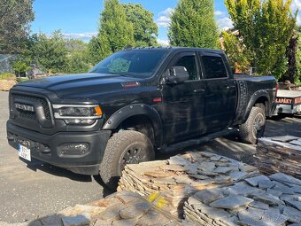 Dodge ram 2500 power wagon - 6
