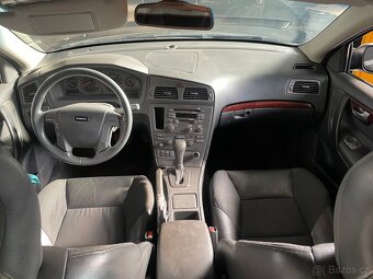 Volvo V70 2.4i 100kw LPG - 6