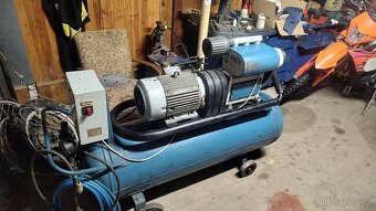 Kompresor Orlík 3jsk 300l - 6