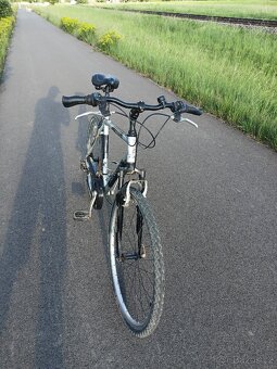 Prodám trekingové kolo Leader Fox - 6