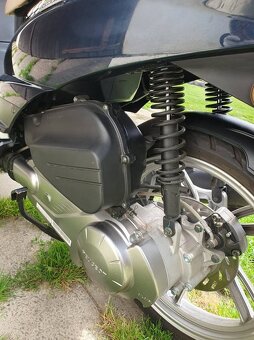 Peugeot Tweet 125i - 6