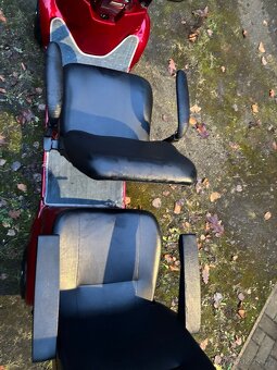 Prodám elektrický invalidní vozík / skútr SELVO – červený, t - 6