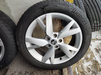 17"zimní alu sada Lyra 5x112 origo Octavia 4 Leon 4 Golf 8 - 6