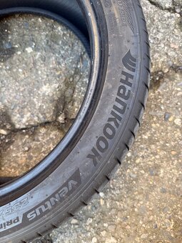 Letní pneu 235/45/18 - 6