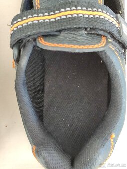 Boty černé pracovní vel.37 polobotky mokasíny kus 100,- - 6