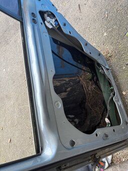 Touran 1T2 dveře kapota - 6